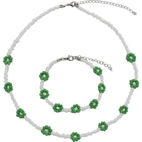 Bead Necklace Decorative Bohemian Colorful Bead Daisy Necklace With Beaded Bracelet Women Neck Jewelry Accessories