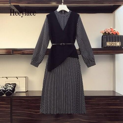 Plus Size Dreeses Suits Autumn Long Sleeve Print High Waist A-line Dresses And Knitted Vest Two Pieces Sets French Vintage Suits