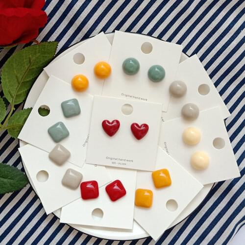 Classic Round Acrylic Stud Earrings for Women Simple Yellow White Nude Green Geometric Point Resin Autumn Earrings Jewelry