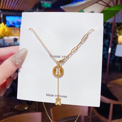 Cute Bear Necklaces Creative Anime Design Pendant Wholesale 2021 New Simple Clavicle Chain For Women Wedding Charm Jewelry