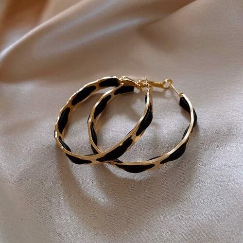 New Classic Black Leather Hip Hop Earrings for Womens Fashion Jewelry Christmas Party Sexy Girls Unusual Earrings