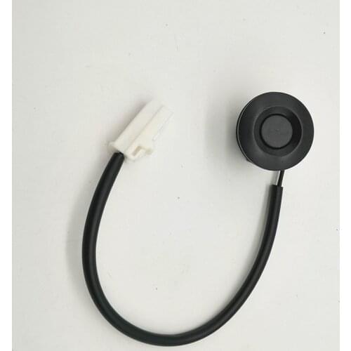 Suitable for Mazda 2 Mazda 3 BL tailgate switch request switch trunk switch keyless entry switch button BBN9-62-4B0