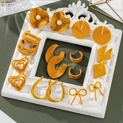 Fashion Party Acrylic Geometric Earrings For Women Heart Yellow Hanging Earrings 2021 Trend Female Modern Personality Jewelry