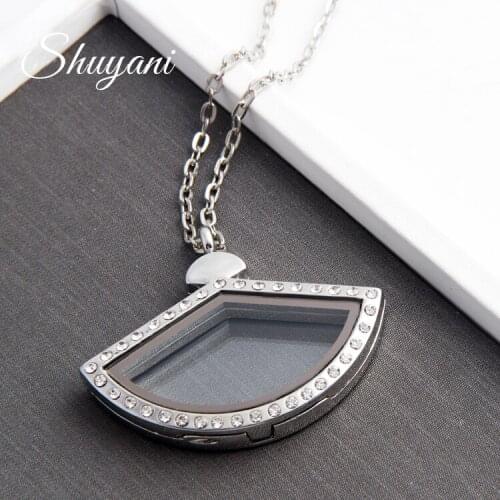 5pcs/lot Top Fashion Fan Shape Rhinestone Glass Floating Locket charms Necklace Jewelry 10pcs/lot Free Chain