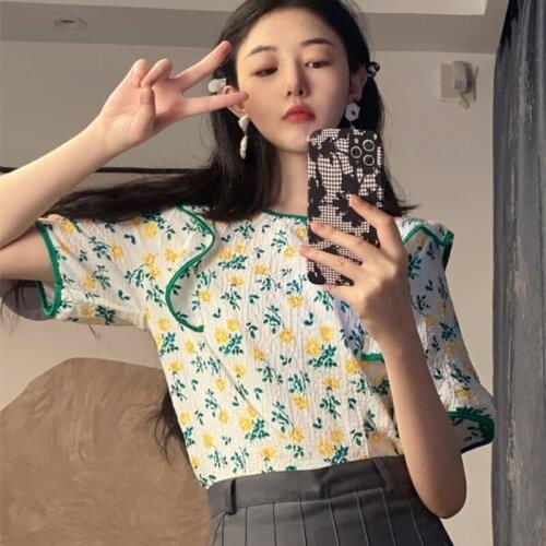 Womens Blouses Ruffled Floral Round Neck Short-sleeved Shirt Female Design Sense Niche Summer New Korean Style Top