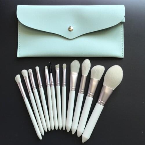12pcs wholesale high quality point makeup brushes portable pro unique professional vegan makeup brushes