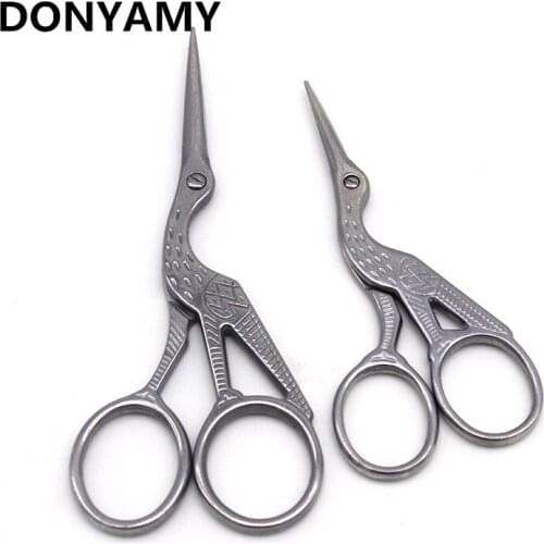 DONYAMY 2Pcs/Set Exquisite Embroidery Sewing Scissors Crane Pattern Tailors Scissors Sewing Supplies Handmade Silver Plated
