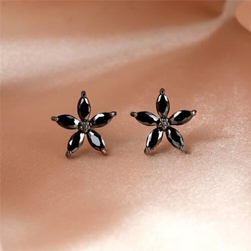 Charm Female Star Small Stud Earrings Rose Gold Wedding Earrings Dainty Black Crystal Stone Engagement Earrings For Women