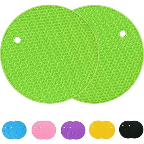 Set Of 2 Silicone Coasters Pot Holder Cup Mat,Non Slip Flexible Durable Heat Resistant Hot Pad (Round) (2 Piece Black)