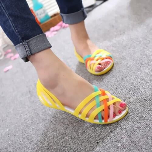 New Candy Color Girl Sandals Summer Women Shoes Peep Toe Stappy Beach Valentine Rainbow Jelly Shoes Woman Outdoor Flats 2021 Hot