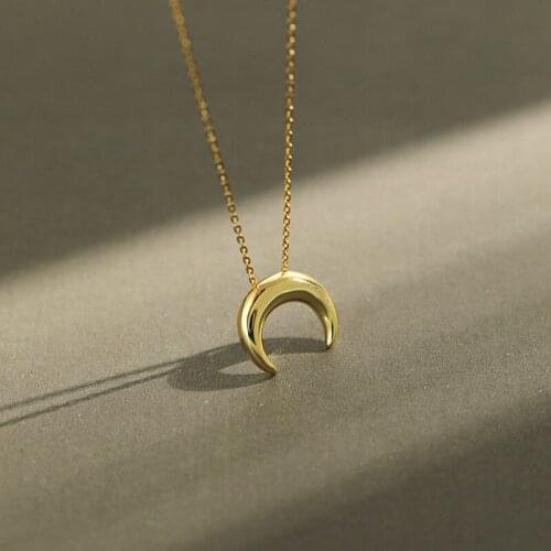 Hot Sell 100% Silver S925 Necklace Simple Style Sterling Silver Love Moon Necklace Jewelry Woman Lady Wedding Gift