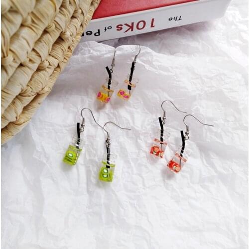 Punk Strawberry Orange Fruit Drink Clip Earrings No Pierced Ears Resin Fruit Juice Kiwifruit Clip Earrings Without Piercing