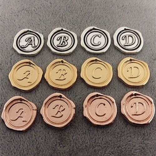 130pcs/lot round Gold Disc Pendant Alphabet A-Z Letter Tag Charms Stamp Initial Jewelry,18mm Beads For Jewelry Making Wholesale