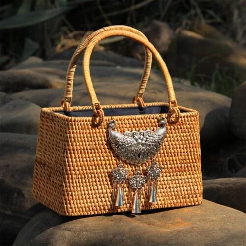 New Ethnic Style Original Chinese Characteristics Handmade Old Straw Bag Rattan Woven Wooden Handle Retro Handbag a6106