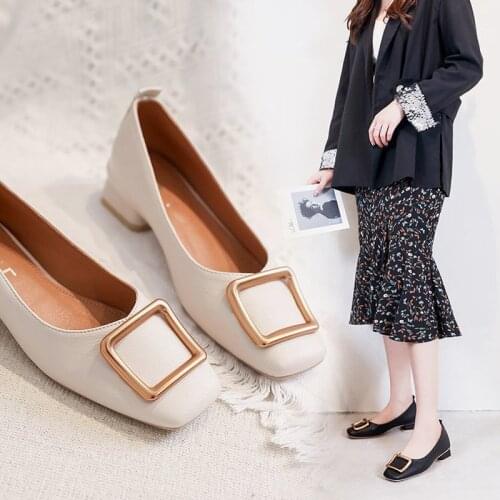 Solid Colors Women Pu Leather Shoes OL Loafers Casual Low-heeled Female Sweet Metal Buckle Suared Toe Pumps Ladies Boat Shoes