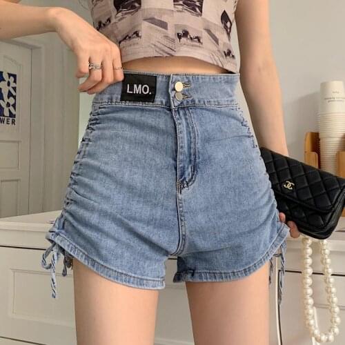 Hot pants for the summer of 2021 with high-waisted jean shorts for women with thin A-line straps