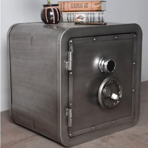 CORUSCATE Bookcases