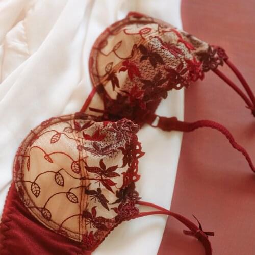 Large size push up sexy ultra-thin lace embroidered bra set sexy lingerie Non-sponge underwear and panties for women