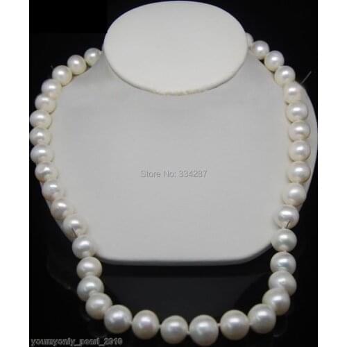 NEW -Natural 9-10mm AA+ white Natural freshwater pearl necklaces 18"Long