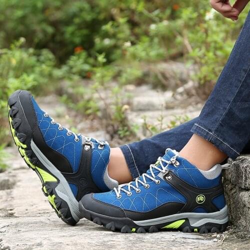 Winter casual shoes men boots 2021 round toe breathable ankle boots men shoes anti-slip lace-up trainers man snow boots botas