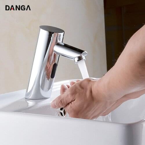 Basin Faucets Single Hole Bathroom Tap Brass Water Faucet Intelligent Automatic Sensor Faucet Electroplating Mixing Sink Tap