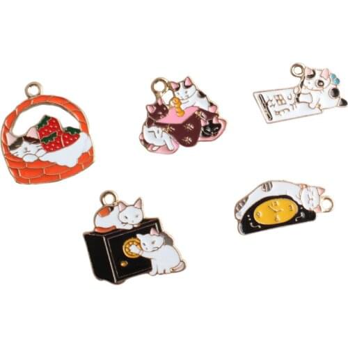 Wholesale Kawaii Alloy Charms 50pcs/Lot Gold Tone Plated Oil Drop Cute Animal Cat Necklace Pendant Drip Oil Zinc Alloy Charm