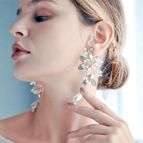 GXZNNRIY Handmade Flower Clip On Earrings for Women Accessories Crystal Gold Color Bridal Wedding Earring Bride Party Jewelry