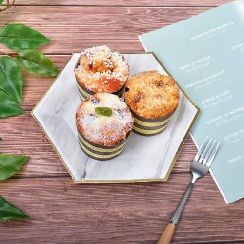 6Pcs Artificial Cupcakes Realistic Tasty Cupcake Fake Mixed Cake Model Kitchen Toy Photography Props Home Cake Shop Decoration