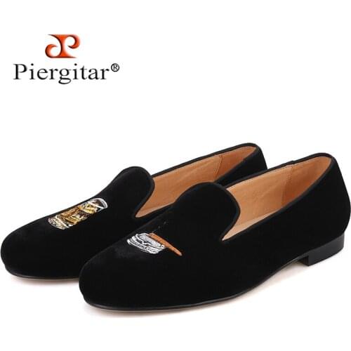 Piergitar 2019 New Handmade Men Loafers with cigarette and ashtray embroidery Fashion party and wedding men smoking slippers