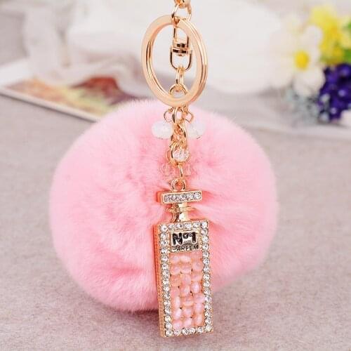 New Fashion Cute Genuine Rabbit fur keychain Fur pompom keychain key ring porte clef Woman bag pendant Accessories
