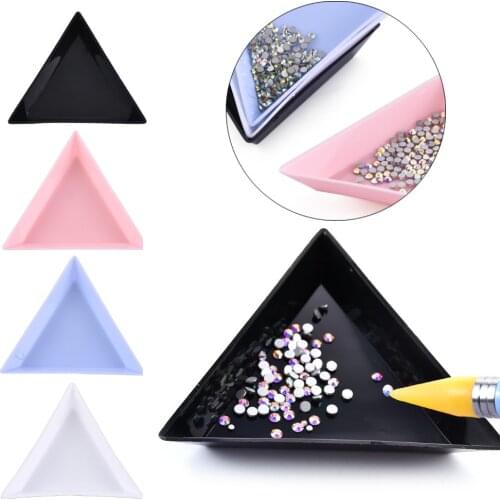 Triangle Plastic Rhinestone Nail Art Storage Box Plate Tray Holder Container Jewelry Glitter Cup DIY Decoration Dotting Tool