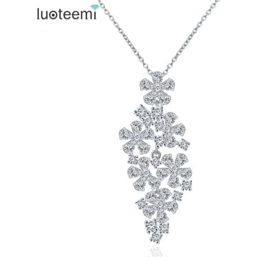 LUOTEEMI Collier Femme Elegant Chain Micro Paved Shining CZ Crystal Flowers Pendant Necklace for Women Party Jewelry Love Gift