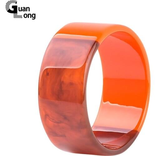 GuanLong Fashion Trendy Multicolor Lucite Acrylic Resin Bangles Bracelets For Women Style Bangle For Girls Summer Gift Jewelry