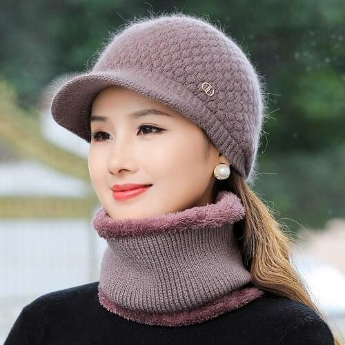 New Women Winter Hat Outdoor Streetwear Keep Warm Hat & Scarf Set Add Fur Lined Hats For Women Casual Rabbit Fur Knitted Hat