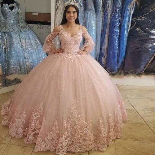 Light Pink Lace Quinceanera Dresses 2020 Elegant V Neck Puffy Tulle Sleeve Prom Dress Princess 15 Years Gown Cheap robe de bal