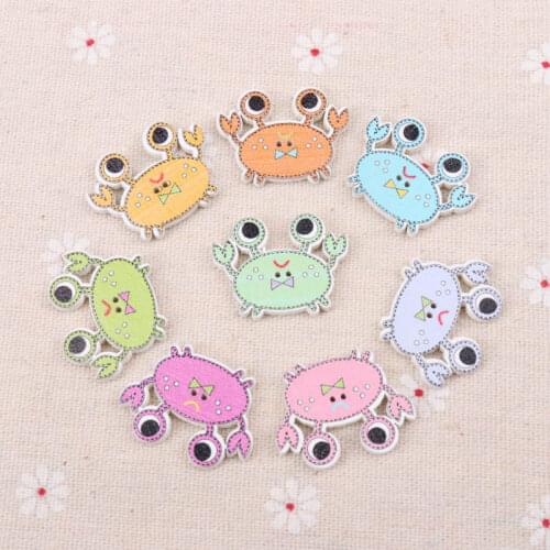 21x28mm Fashion wooden buttons 2 holes Natural Wooden Round Button crab Design Scrapbooking Sewing Accessories DIY Craft 20pcs