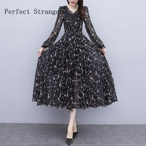 2021 Autumn New Arrival High Quality Retro V Collar Lace Flower Printed Collect Waist Long Sleeve Women Long Chiffon Dress