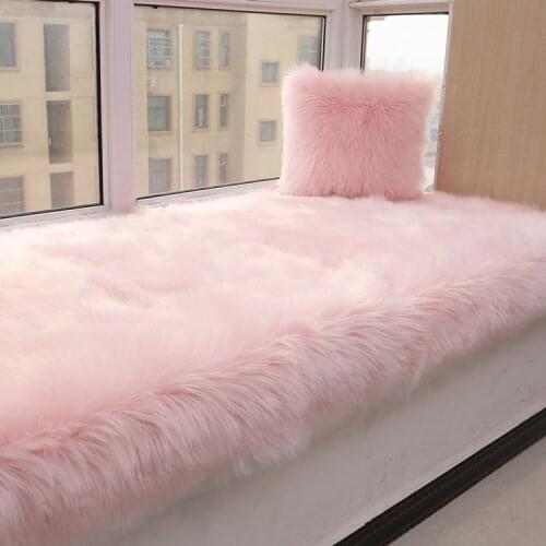 Plush soft European bedroom carpet imitation wool pad long hair bedside bay window cushion sofa cushion white red window carpet