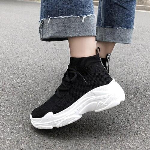 2019 Breathable Stretch Fabric Socks Sneakers Woman Outdoor Women Platform Elastic Running Walking Shoes Sports Chaussures Femme