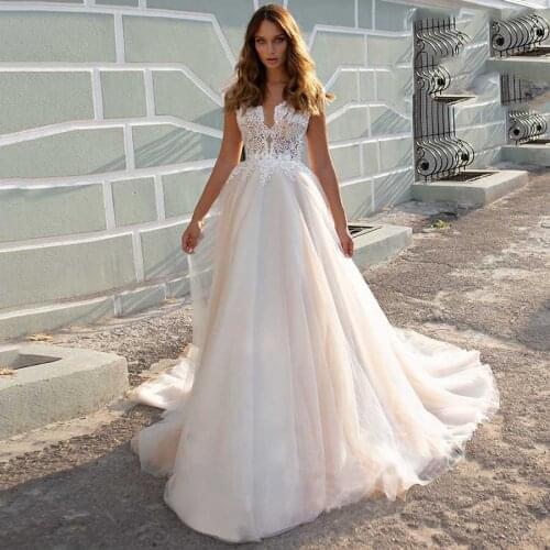 Boho Wedding Dresses A Ling V-Neck Lace Appliques Princess Bridal Dress Sexy Backless Wedding Gown Vestido De Noiva