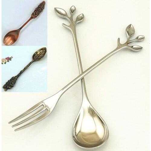 1PC Tableware Gold-plated Coffee Dessert Spoon Hotel Restaurant Home Kitchen Mini Fruit Cake Fork Creative Leaf Shape Spoon