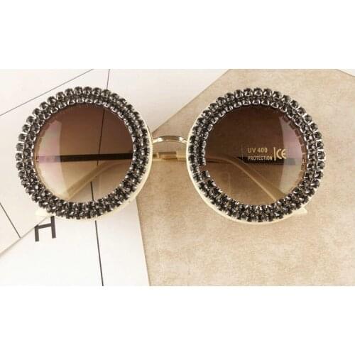 MINCL 2019 New Fashion Brand Design Ladies Oversized Round Sunglasses Women Diamond Frame Punk Sun Glasses For Female UV400 NX