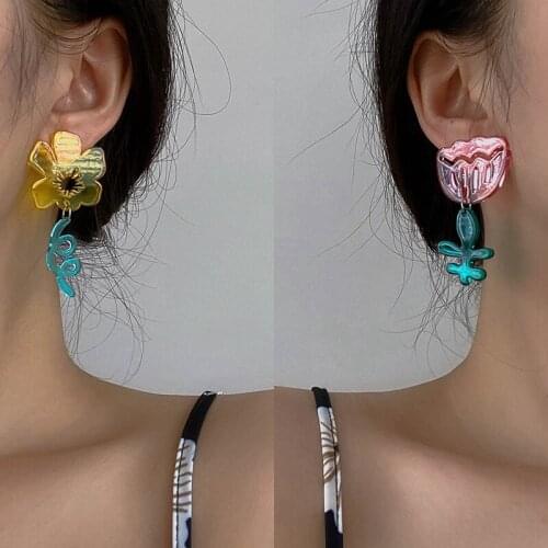 Origin Summer Cute Contrast Color Arcylic Flower Earrings 2021 Trendy Tulip Floral Statement Dangle Earrings for Women Brincos