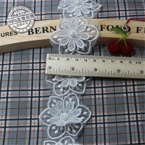 Free Shipping 30pcs/lot Brand New Beautiful White Cotton Beaded Flower Lace Neckline Lace Collar Trims Charming Sewing Applique