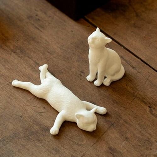 Ceramic Lovely Cat Animal Creative White Porcelain Figurines Gifts Chinese Kung Fu puer Tea Pet Porcelain Teaware