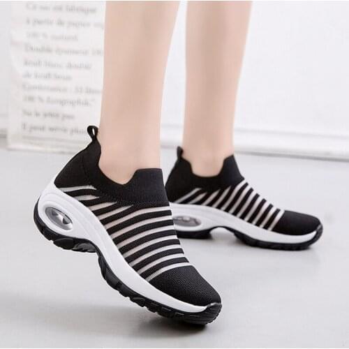 Height Increasing 5 Cm Sport Shoes Women Light Air Cushion Gym Shoes Breathable Mesh Slip On Sock Sneakers Ladies Athletic Shoes