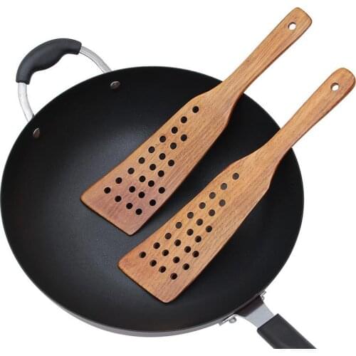 24 Hole Handcrafted Cooking Curved Spatula Wooden Spatula Non-stick Super Strong Cooking Turner Kitchen Spurtle for Home