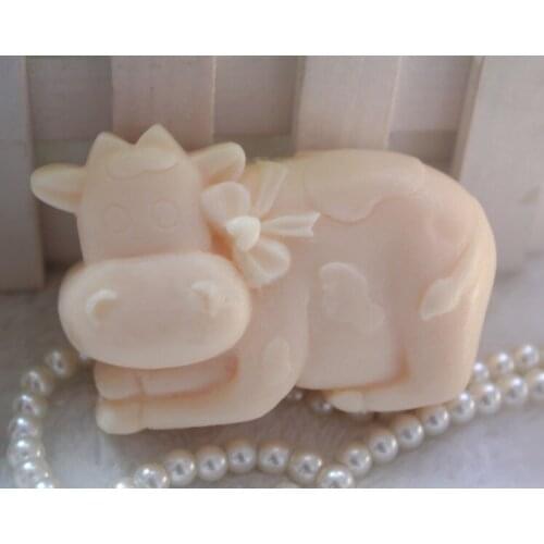 PRZY Mold Silicone Handmade Soap Molds 2D Animal Milk Cow Gypsum Baking Chocolate Candle Candy Mold Cake Clay Resin Moulds