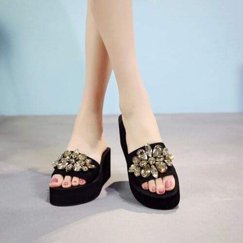 Korean Fashion New Womens Slippers Summer Handmade Rhinestone Sweet Sandals Slope Heel Casual All-Match Outdoor Beach Shoes