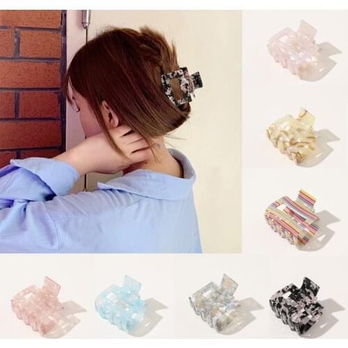 2021 Fashion Acetate Hollow Small Hair Claw Clips Barrette Ponytail Crab Girls Hair Hairpin Hair Styling Accessories for Women